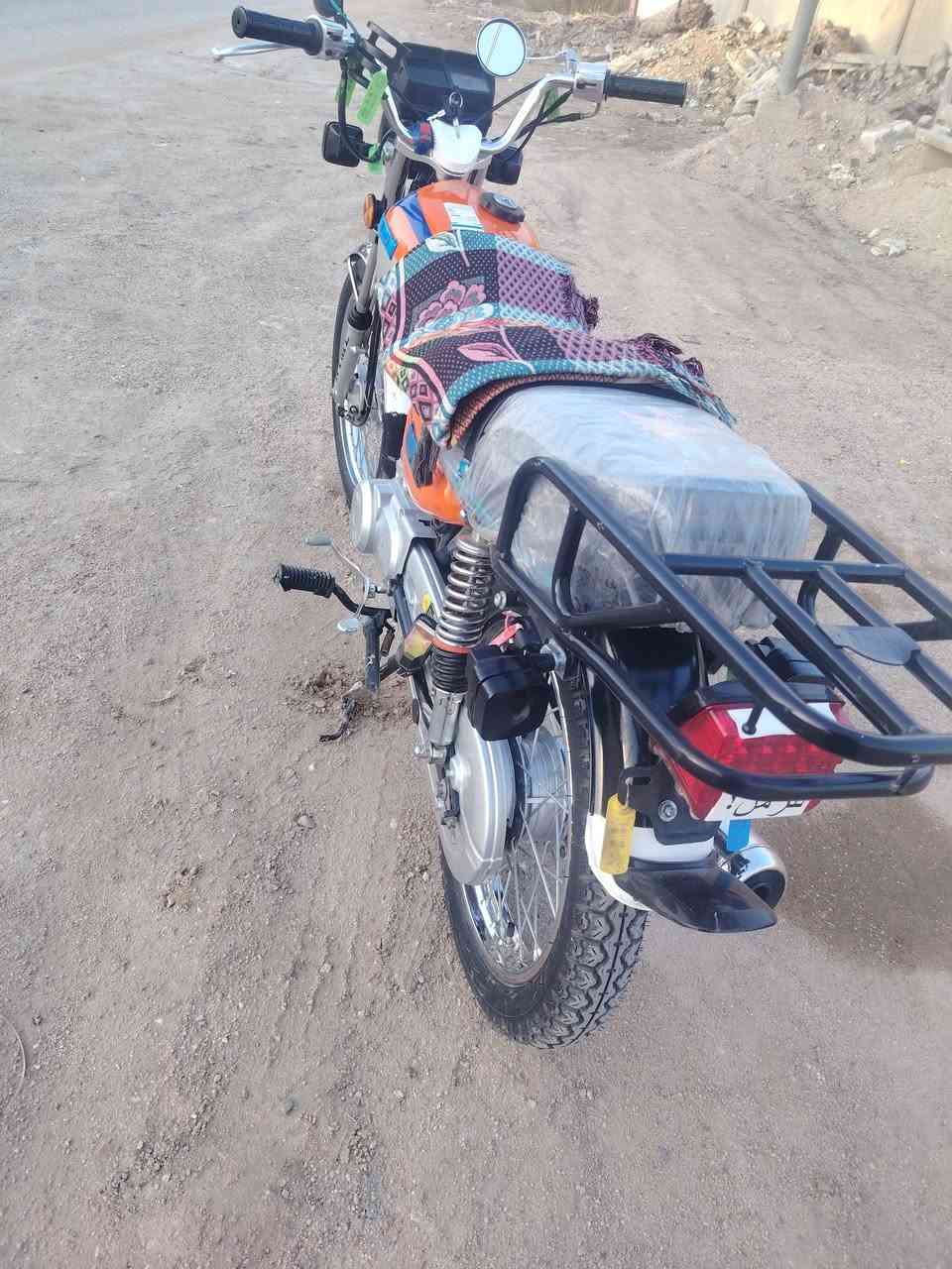 سلام عليكم شباب دراجه اربعة كير للبيع مكاني كربلاء السعر 600  ***********
