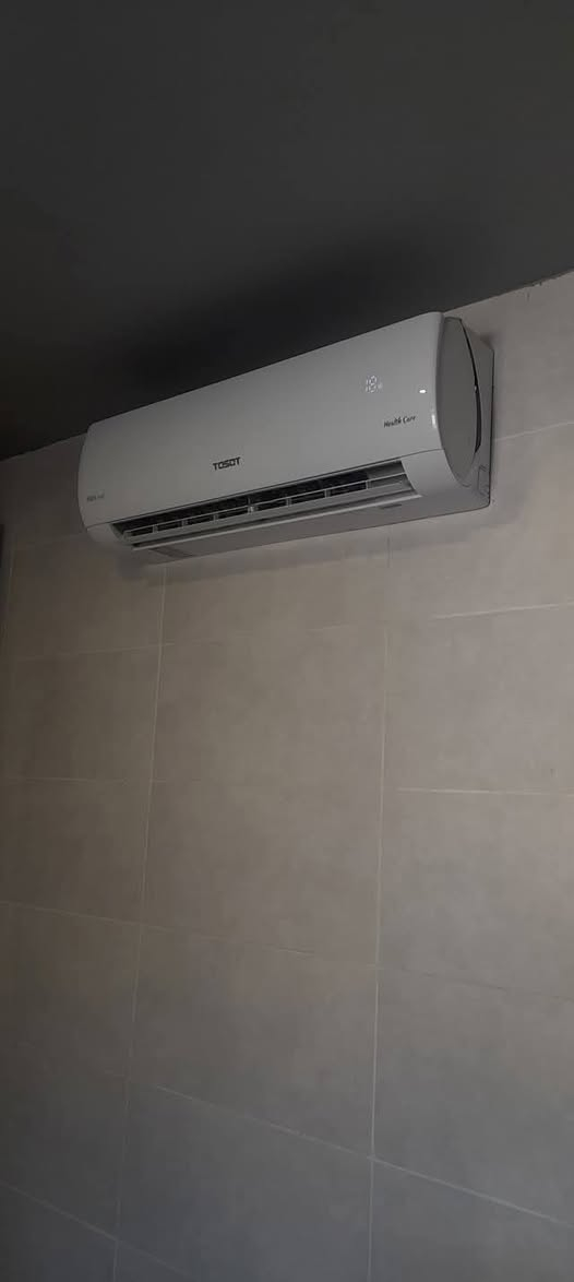 الورشه 🏢 الفنيه للتبريد ❄️ والتكييف 🔥🌡️ 

عندك سبلت أو مكيف عاطل ماعليك بس الاتصال او مراسلة الصفحه

تنصيب - صيانة - تنظيف

شركة 🏢 متنقلة 🛻 لنصب وصيانة جميع انواع السبالت والمكيفات 🧑‍🔧 

غسل وتنظيف موقعي لكافة السبالت والمكيفات 🫧🌊 

شحن جميع انواع الغاز الفرنسي 🇨🇵 الاصلي R22 R410 

معالجه جميع ألاعطال للوحدات الداخلية والخارجية لكافة السبالت والمكيفات 🧑‍🔧 🛠️ 

تأمين كافة قطع الغيار الأصلية 🔩⚙️ 

ضمان لمده سنه كامله للنصب والصيانة 

ضمان نظافة المكان بعد العمل 🧹

الاتصال على الارقام التاليه:  0773 368 7353حسنين
   ***********حسين
