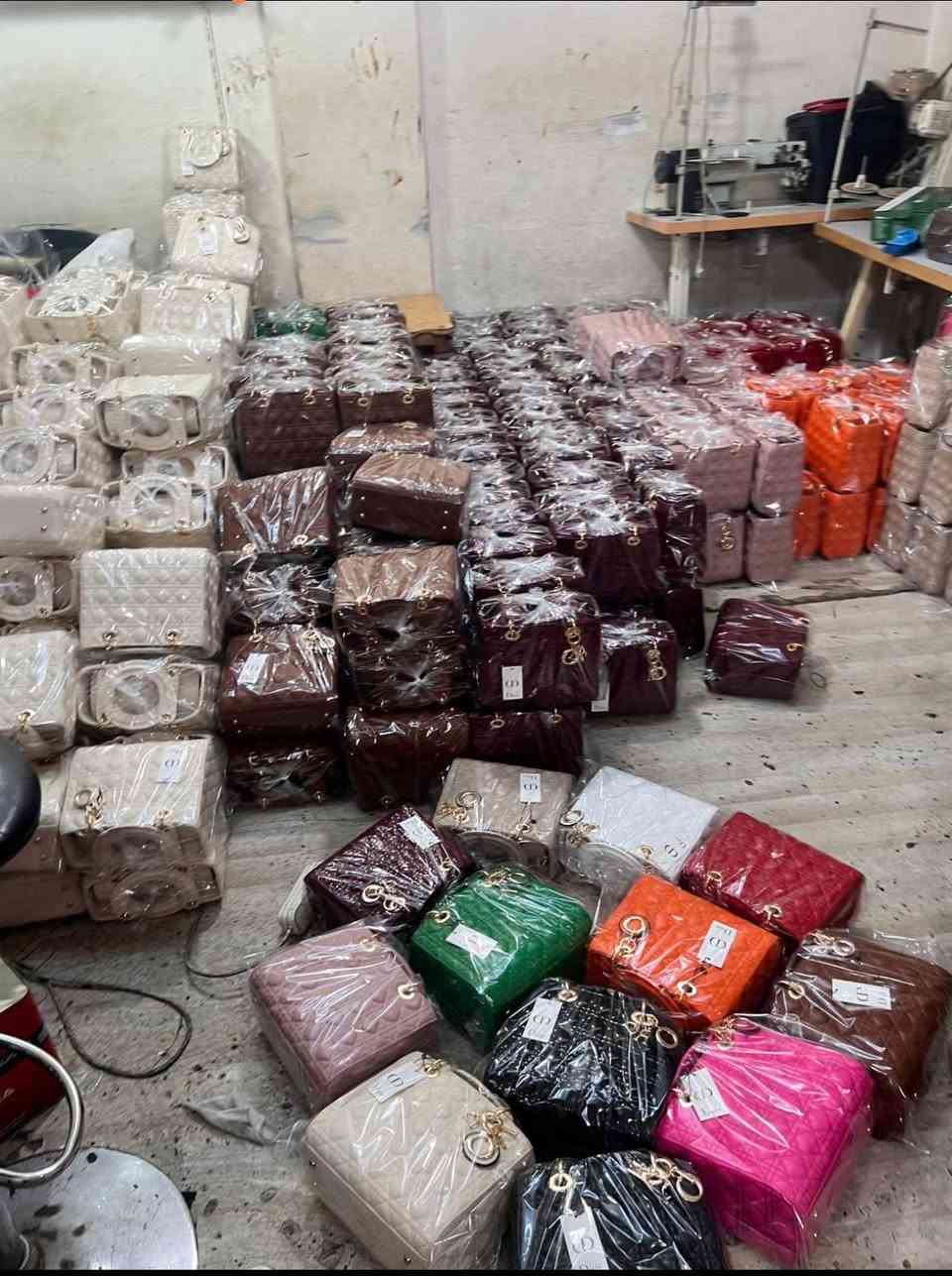 جاهزين للحجز من المصنع مباشره 
باقي الاشكال والاسعار في القناة التلجرام اشترك 
https://t.me/+1np7yG5F9XU0NDBk
https://t.me/+1np7yG5F9XU0NDBk


**إذا كنت صاحب هذا الإعلان وتريد حذفه لأي سبب، رجاءا أرسل رسالة إلى الدعم الفني**