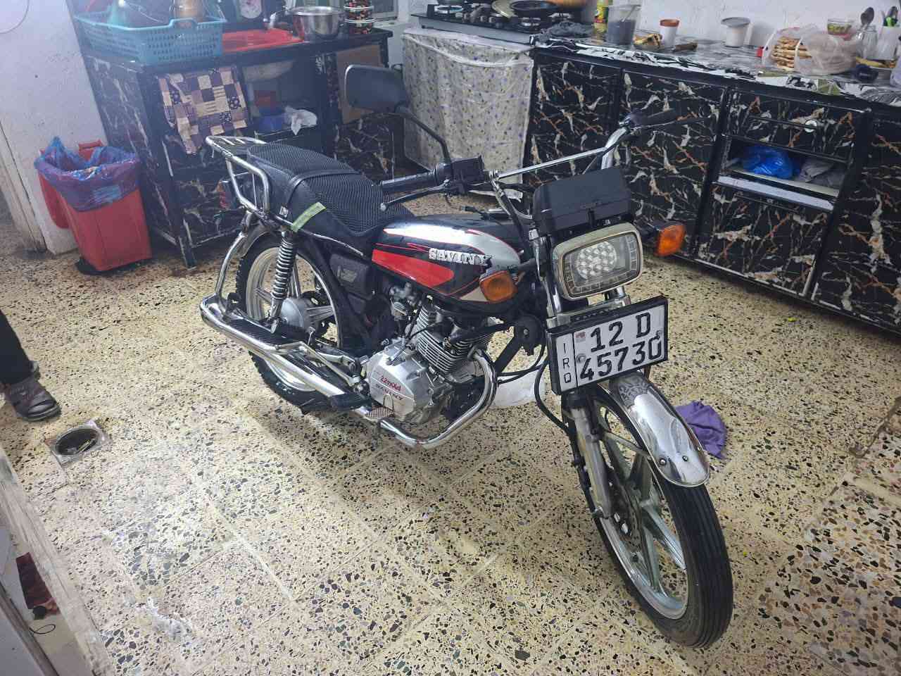 سلام عليكم ماطور سيفان موديل 20 مرقم شرط التحويل السعر مليون و400وبي مجال تجي تشوفو وتدلل رقم ***********
