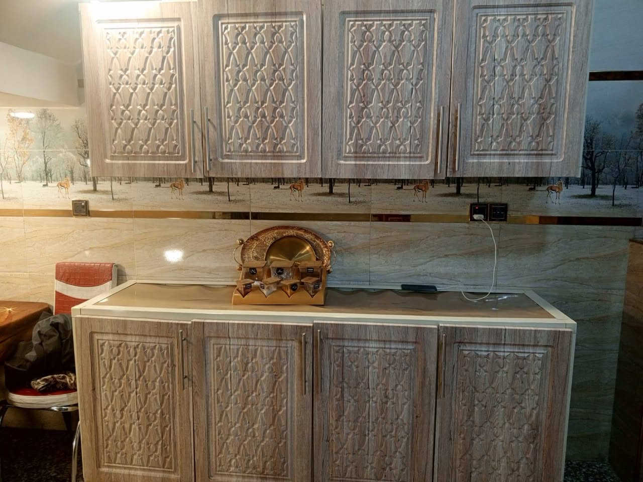 كاونتر   / 150 الف 
 ميز / 50 الف 
بغداد _ المعالف 
موبايل / ***********
موجود واتساب
