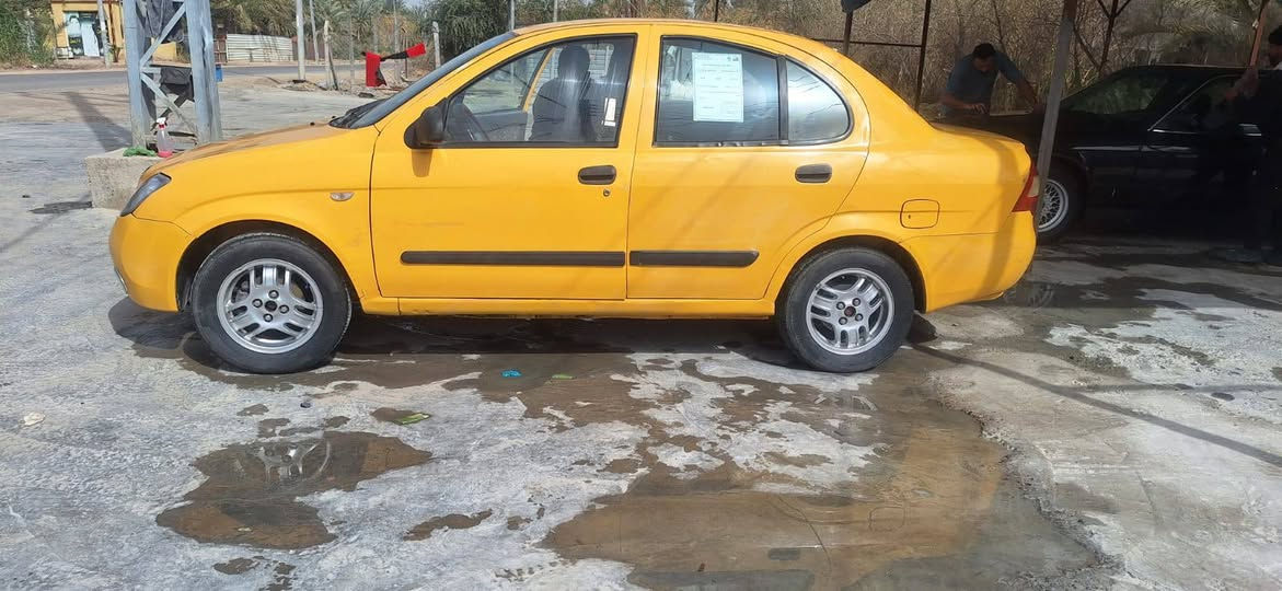 عنوان كربلاء مقابيل حي العباس 
سلام عليكم (طيبه)
مديل2015
رقم بغداد دولي سنويه لل30
سياره حلوه  راعيه بكربلاء
رقم الهاتف***********
سعره 37وبيه مجال بسيط
