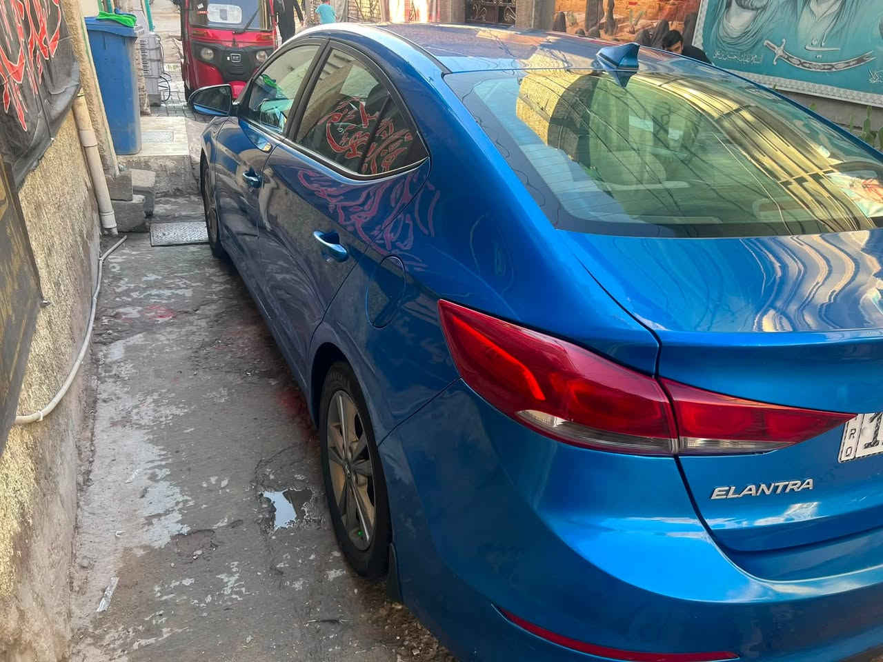 سلام عليكم انترا وارد مريكي موديل/18سياره بصمه فتحه رادار بل مري كامره دواره سياره حلا من صور بغداد مدينه الصدر  رقم ***********
