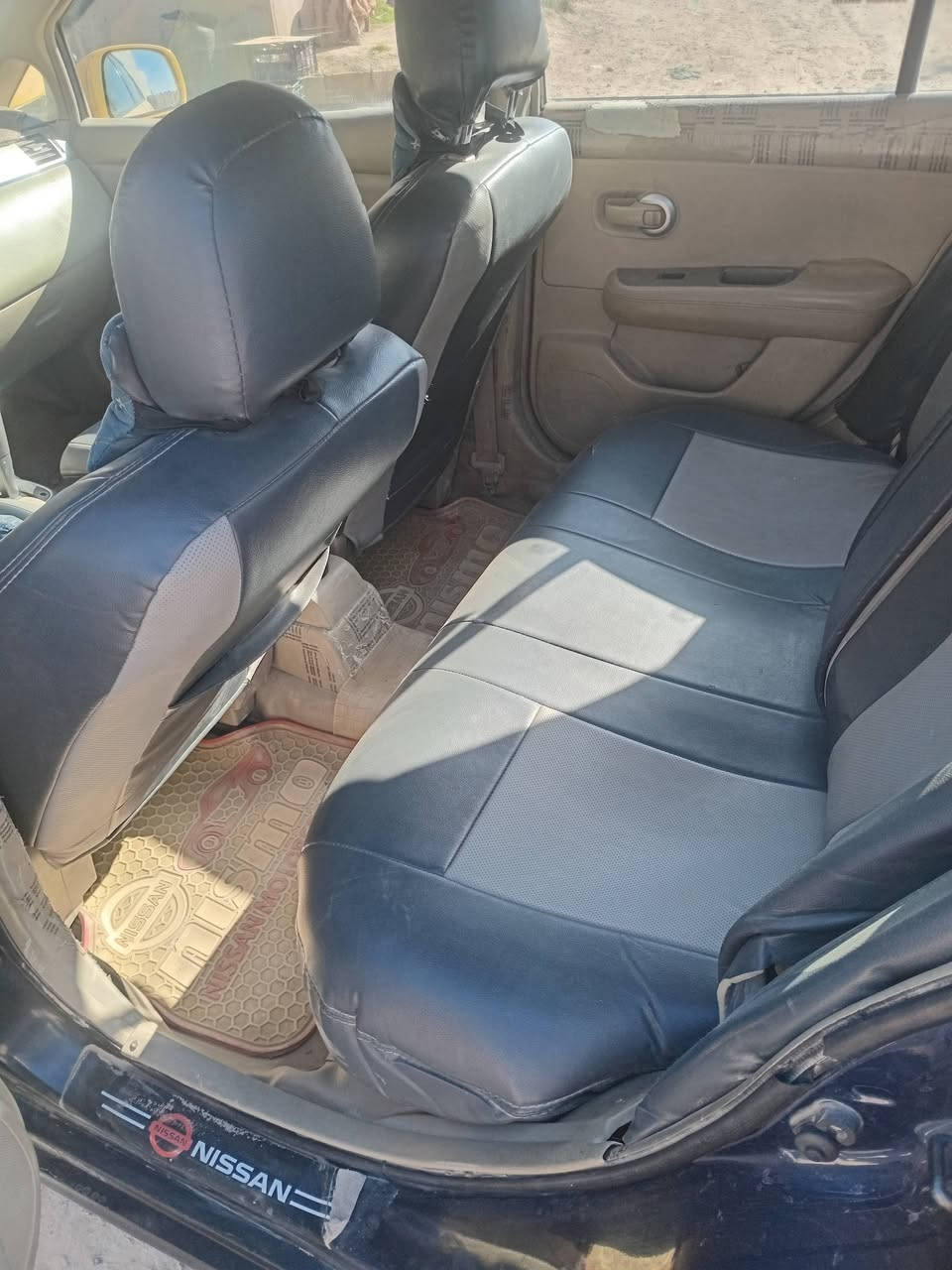 نيسان تيدا ٢٠٠٨ سيارة جاهزة السعر ٦١ وبيه مجال للاتصال ***********
