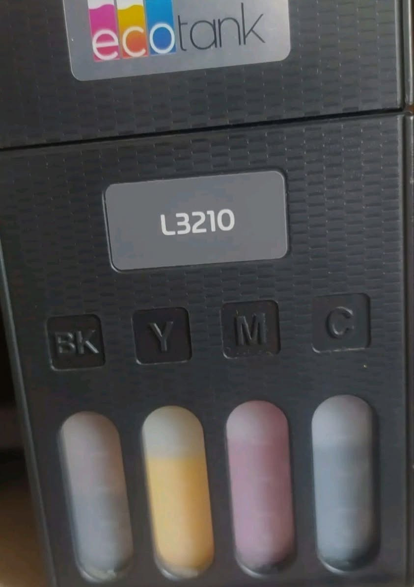 🖨️ طابعة Epson L3210 (حبر حراري) للبيع 

 مخصصة للمشاريع الاحترافية والهدايا الحرارية
 
✅ استخداماتها (الطباعة على):

الملابس والتيشرتات (أقمشة البوليستر).
الأكواب والزمزميات السيراميك والمعدن.
كفرات الهواتف والمداليات المتنوعة.
الدروع واللوحات الخشبية والمعدنية.
الصور الشخصية والملصقات بدقة عالية.


**إذا كنت صاحب هذا الإعلان وتريد حذفه لأي سبب، رجاءا أرسل رسالة إلى الدعم الفني**