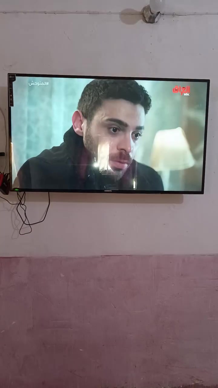 عندي شاشة تليفزيون جنرال للبيع حجم 55 سمارت لتواصل على الرقم ***********
