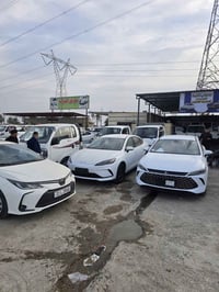 بسمٍ الله الرحمٰن الرحيم يتوفر لدى ((✨️معرض القمة✨️))كافة انواع السيار...