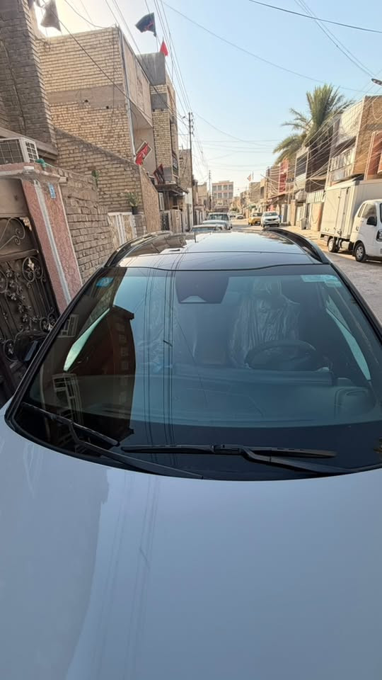 سلام عليكم اسبورتج موديل ٢٣امريكيً فول للاخير 5كامرات حساسات فول سياره سونار بارحه اخذته يم بندلاوي  كلشي واضح الك سياره سعرها ٢١٠بيها مجال شي  قليل بغداد الشعب***********
