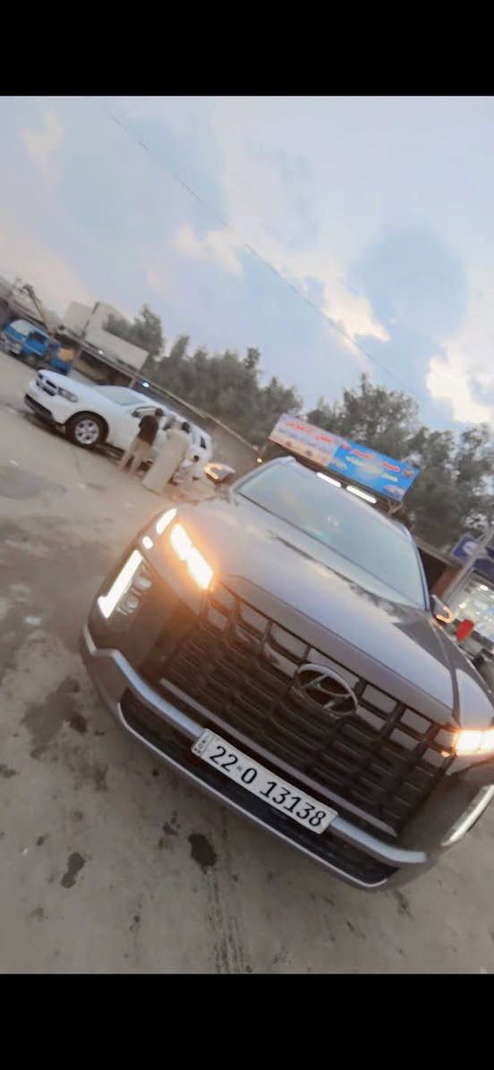 سلام عليكم هونداي بلوسايد مديل 2023 وارد أمريكي فول مواصفات 6سلندر  3.8L السياره نظيفة جدا وحلوة الحادث موضح بالصور السعر307$بيها مجال رقم ***********
