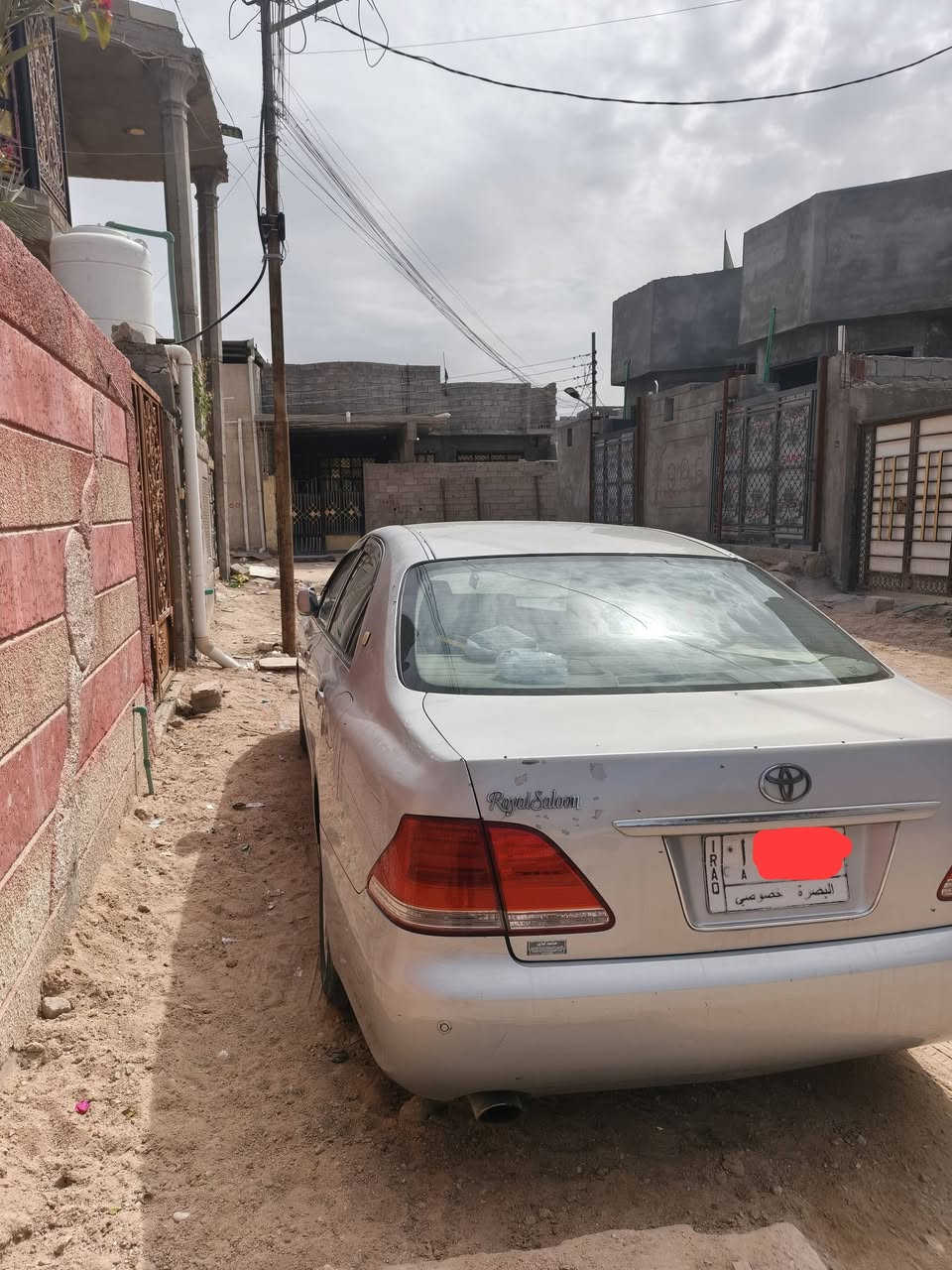 كراون شاهينه 2005 شاصي 182 رقم بصره (أ) بسمي مداور ثاني يوم تسجيل جديد قرار 48
كصه قماره والباقي كفاله
دكمتين وخمس بصمات
مكينه جديده
حداده جديده
سياره مالت جناي مو بياع شراي 
لون البحري معروف بجراده فالسياره بيها شويه جراد ماموضح بالصور 
ملاحظه ( السياره بلحقيقه احلا من صور بهواي) 
مكان السياره بصره سعر 130 وبيها مجال 
***********
