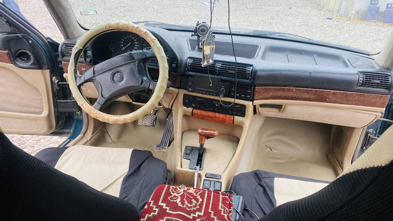 السلام عليكم بي ام 730 كير محرك شرط اتوماتيك كهربيات كلها شقاله داخل خارج لايت عالي ناصي بگ لايت تبريد عايزو قايش شرط التحويل رقم فحص نينوى مراوس بي ام رقم دولي ونطي فرق


**إذا كنت صاحب هذا الإعلان وتريد حذفه لأي سبب، رجاءا أرسل رسالة إلى الدعم الفني**