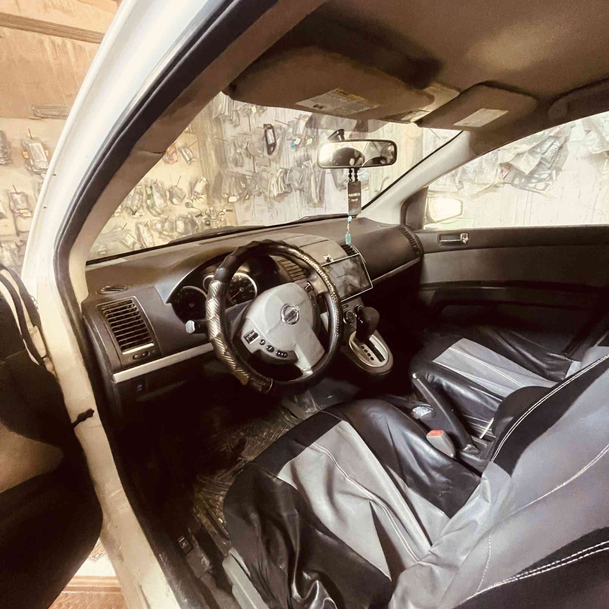 نيسان سنترا ياباني 
2010
بيضه رقم كركوك خصوصي
نضافه 100% 
السعر 64 ورقه وبيها مجال
التواصل *********** واتساب فقط ،
