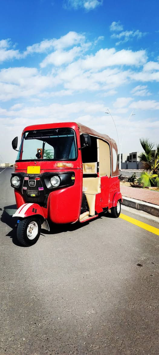 سلام عليكم تكتك باجاج 22 رقم وسنويه شهر 8 كفاله عامه بدي ومكينه جاهزه تخم تاير جبلي مسجل كبل لشارع مابيه اي نقص لسعر9300 وبيه مجال مكاني بصره القبله شارع لبرج ( *********** ) متواجد واتساب وتصال عل خط
