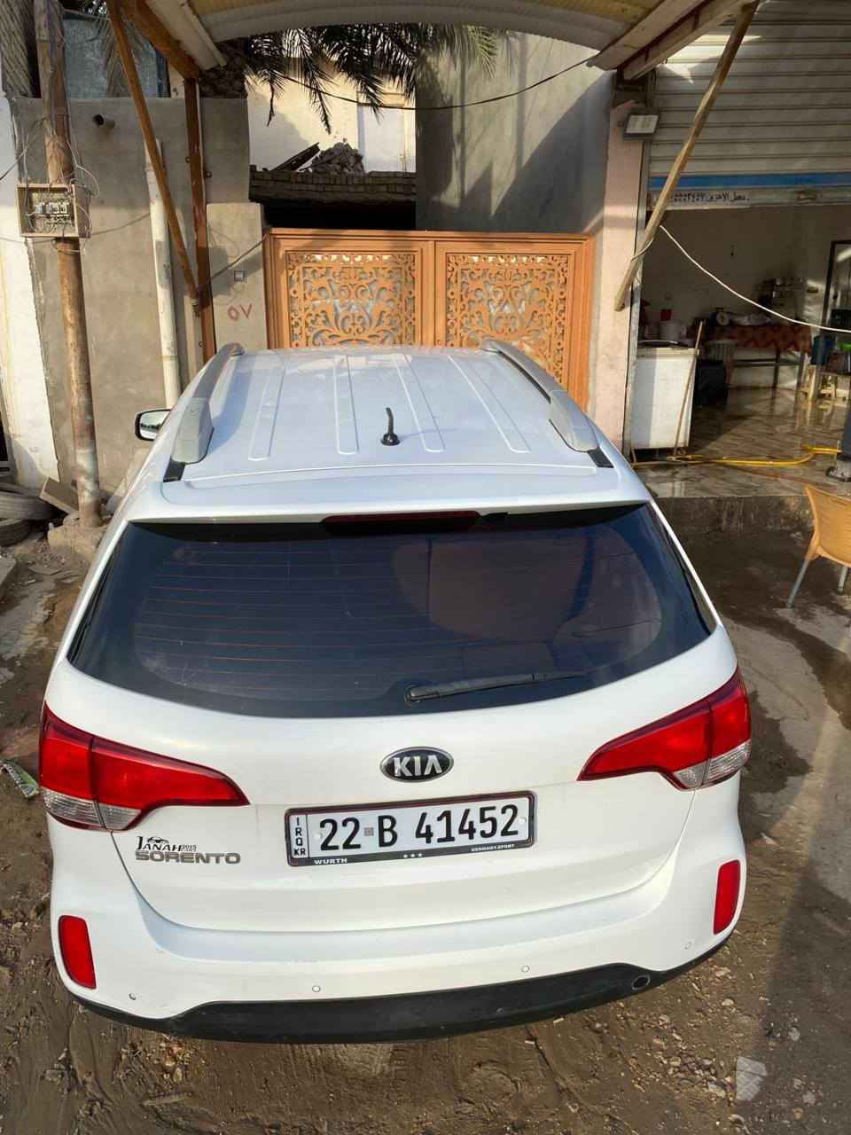 سورينتو خليجي 2015 رقم دولي اربيل بسمي سنويه لل 2030  اربعه سلندر مواصفات فول ماعده البونراما.. بصمه.. كشنات جلد تحكم ستيرن حساسات امامي خلفي بصمه ابواب كشنات كهرباء ٧ راكب لايت زنون مري شفط السياره ثلاث قطع تبريد ويالة كروم هواي بيها مواصفات وحلا من صوره جاهزه السياره على اخر حبايه عنوان ديوانيه اتصل واني خادمك ***********
