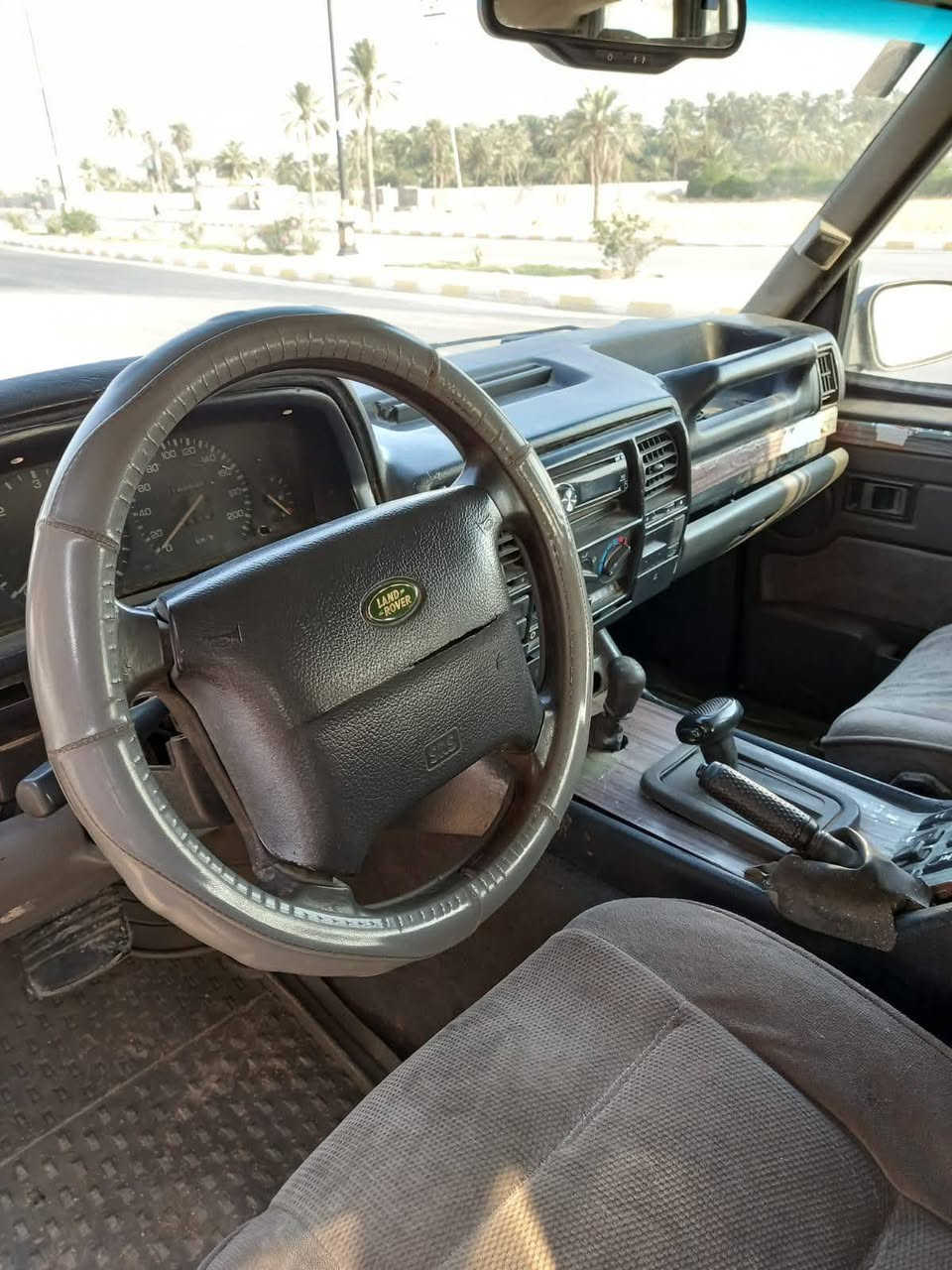 رانج روفر
موديل 94
كير ومكينه جديده
حداده جديده
تخم تاير
واسط كوت بدره
***********
