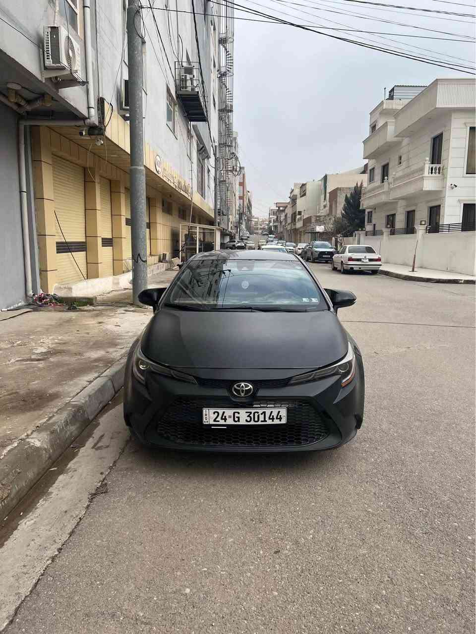 كرولا ٢٠٢٢ 
بوند و جملغ امامي صبغ، و جملغين خلفي تعديل ، بدون دواخل و بدون ارباك كل سليم ، ماشية ٣٠ الف ، موجود بدهوك
سعر ١٢٢$
*********** دهوك, العراق
