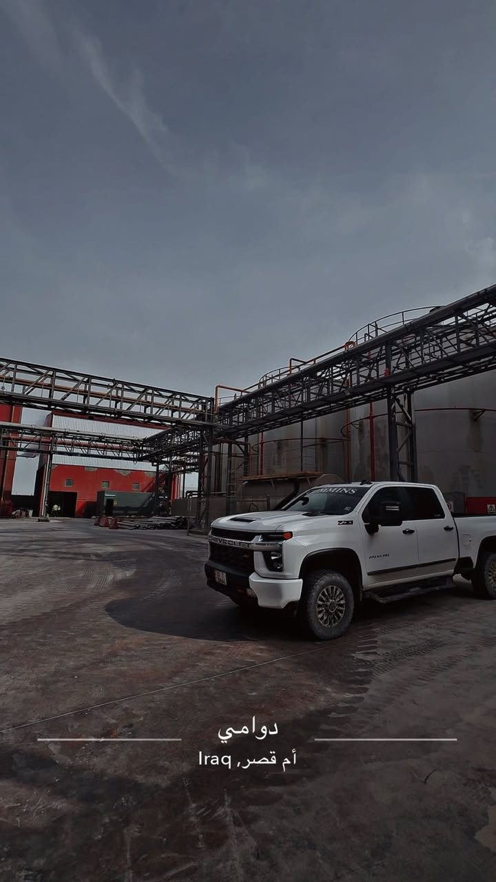 السلام عليكم للبيع سلفرادو 2500 HD  مواصفات LT شاشه كبيره كشن كهربائي تدفئه كشنات تدفئه ستيرن محرك 6.600 بانزين ماشيه ٥٣الف كيلو رقم بغداد بأسمي باب طويل بدي قصير عليها كزوز وشوته بس الشوته بس شكل ما رابطها صور الحادث بلمنشور     للتصال 
***********
