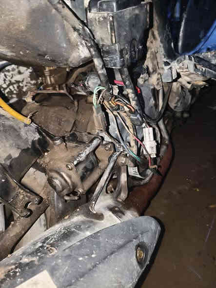 140 طافيه للبيع سعرها 75 وبيها مجال *********** مكاني بغداد شعب
