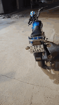 دراجة دايون موديل ٢٤ كفالة عامه برغي ممفتوح بيها مرقم وكامل مداور ثاني يوم للاستفسار الاتصال على الرقم***********
