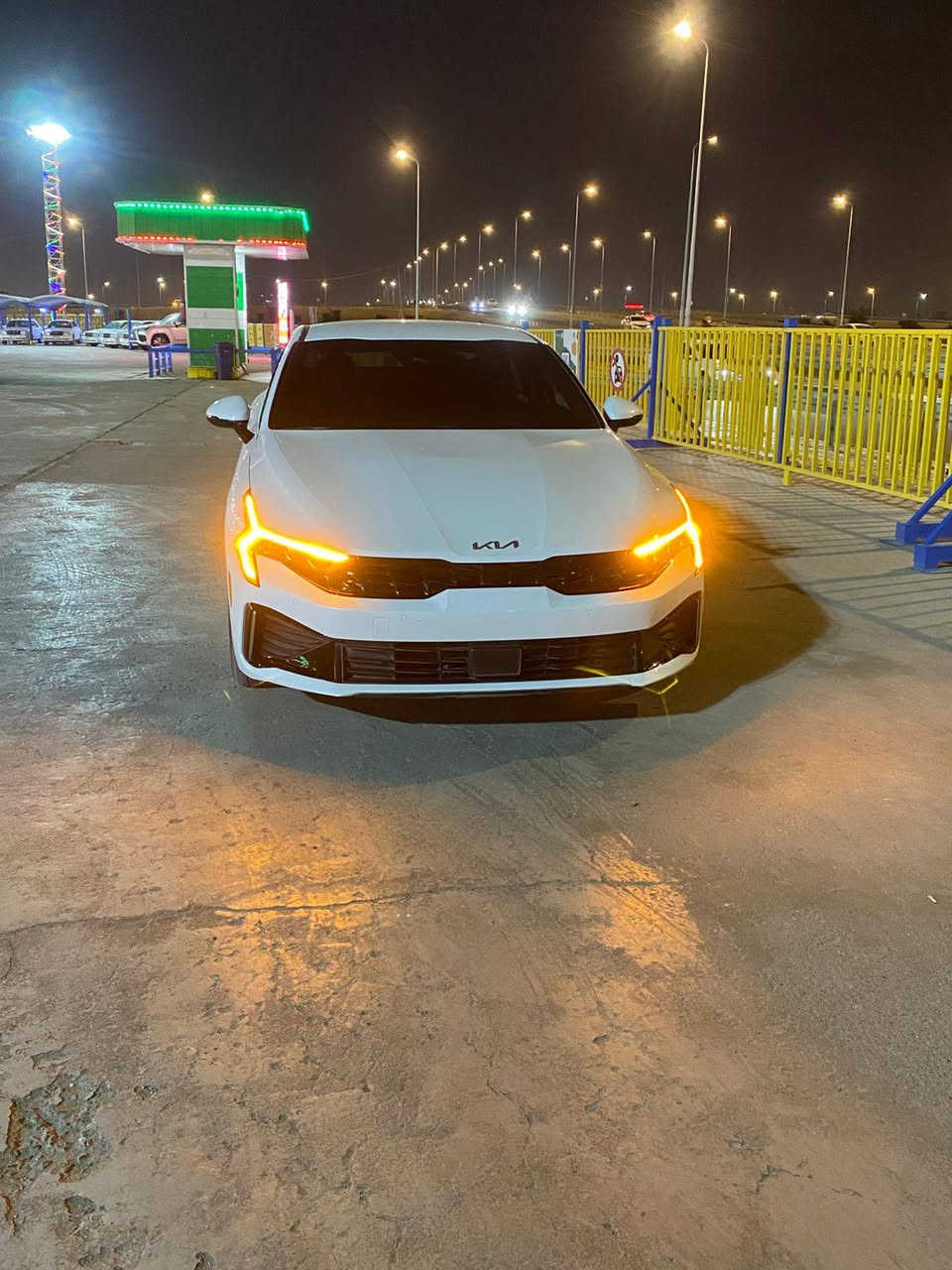 السلام عليكم سيارة البيع كي فايف موديل 2025كفالة من الضربة والقرق كتاب شهداء بصرة دخول جديد السعر 220او بيها مجال العنوان البصرة حي الحسين شارع الطاك اتصال ‏‪0771 888 5677‬‏ البصرة, العراق
