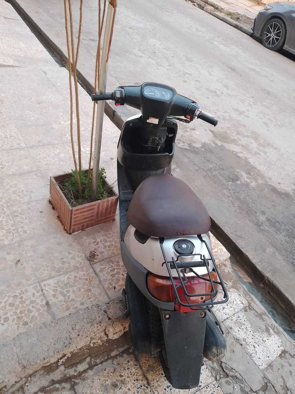 مأطور بوتين حديث دبل سكرتير وقفل اكسل كلو شغال قبغ هندر مفتوح فقط
مكينه مامفتوحه درع تجاري
صوت قليل بل اكسن
السعر 280
وبي مجال
مكان الماطور موصل الأيسر 
***********
