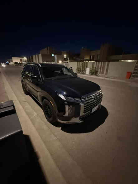 هيونداي باليسايد 2023 – كالكرافي (وارد أمريكا) للبيع
رقم اربيل يعني  تنسى الغرامات
32 سعر 

الحالة: حادث بسيط – صور الحادث مرفقة
الموقع: بغداد – مجمع البدور السكني
للتواصل: ***********

⸻

المواصفات:
 • محرك 3.8 سلندر V6
 • مقاعد جلد مع تدفئة وتبريد أمامي وخلفي
 • ثلاث مناطق تكييف (أمامي–خلفي–مركزي)
 • داتا شو / HUD
 • حساس أطفال داخل المقصورة
 • نظام ملاحة CBS
 • نظام صوتي متكامل
 • حساسات 360° + كاميرات 360°
 • تشغيل عن بُعد
 • نظام الوقوف الذاتي أمامي وخلفي
 • نظام قيادة لركن السيارة بالبصمة للأمام والخلف
 • فتحتان سقف (بانوراما مزدوجة)
 • باب خلفي كهربائي (جنطة كهرباء)
 • تايرات جديدة + بطارية جديدة
 • كير دكمة
 • 5 أنظمة قيادة
 • خزن وضعيات كرسي السائق
 • مواصفات الكالكرافي الكاملة المعروفة
