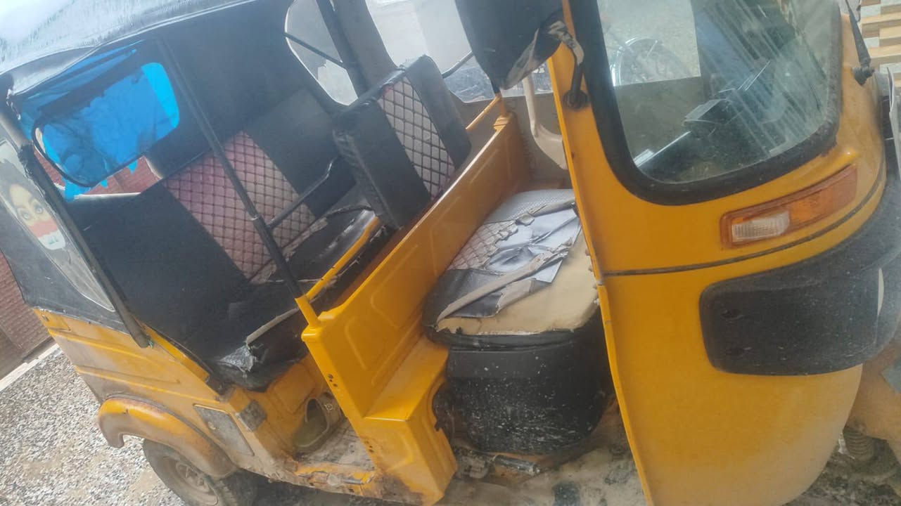 تك تك واحد وعشرين شهر التاسع تك تك عوزه شغل بيهه خياسات رقم وسنويه تك تك شوفت عينك من الاخير رايدهه ب 6500 قفل مكاني بغداد نهروان وهذا رقمي مستعجل على بيعتهه مكاني بغداد نهروان للعلم تك تك أي ضربه ما بيهه.   ***********
