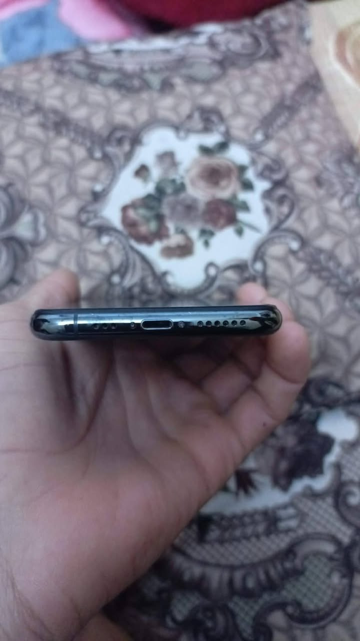 سلام عليكم
ايفون11 برو فقط

مبدل بطاريه 100

وشاشه اصليه ثلاث خيارات 

سعر 180 بيه مجال قليل/

ويرهم مراوس ايفون 11 برو ماكس 

انطي فرق قليل


**إذا كنت صاحب هذا الإعلان وتريد حذفه لأي سبب، رجاءا أرسل رسالة إلى الدعم الفني**