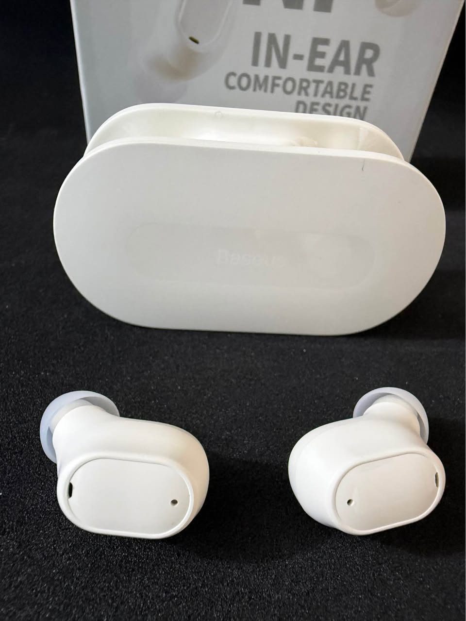 سماعة ماركة aseus Bowie EZ10 

جديدة لوك أصلية

الاتصال: تدعم تقنية Bluetooth 5.3 لضمان اتصال لاسلكي مستقر وسريع

توفر السماعات ما يصل إلى 30 ساعة من الاستخدام مع علبة الشحن

تدعم ميزة الشحن السريع (Flash Charge)، حيث تمنحك 10 دقائق من الشحن حوالي ساعتين من الاستماع

زمن الاستجابة: تتميز بزمن وصول منخفض للغاية يبلغ 0.06 ثانية، مما يجعلها مناسبة للألعاب ومشاهدة الفيديو لضمان تزامن الصوت مع الصورة

تحكم ذكي: تدعم التحكم باللمس لإدارة الموسيقى والمكالمات وتفعيل المساعد الصوتي

دعم التطبيق: يمكن ربطها بتطبيق Baseus لتخصيص الإيماءات، وتعديل إعدادات الصوت (EQ)، وتحديد موقع السماعات في حال فقدانها

السعر 25 ألف والتوصيل مجاني كل العراق 🚚

للحجز والاستفسار مراسلة الصفحة 

رابط واتساب مباشر الي يريد يراسلني 👇

https://wa.me/message/ANGQMMLUZKO4C1 بغداد, العراق


**إذا كنت صاحب هذا الإعلان وتريد حذفه لأي سبب، رجاءا أرسل رسالة إلى الدعم الفني**