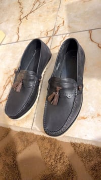 جلد طبيعي • مقاس 41 • خمس ازواج