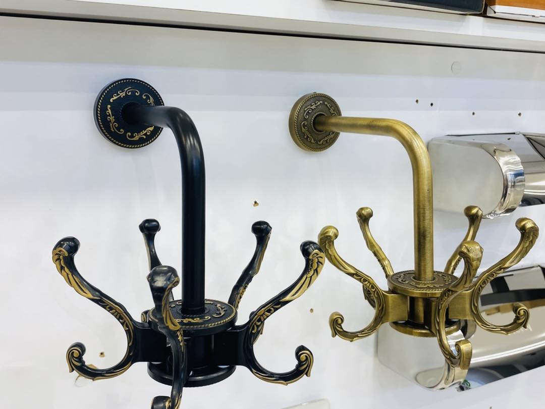 ✨ وصول جديد ✨
📢 إبراهيم صدف للوكالات التجارية

تم وصول دفعة جديدة من إكسسوارات الحمامات 🛁
موديلات حديثة وعصرية تناسب جميع الأذواق

✅ جودة عالية جداً
✅ متانة قوية تتحمل الاستخدام اليومي
✅ مقاومة للرطوبة والبخار والمنظفات
✅ خامات تدوم لسنوات بدون صدأ أو تغير لون

اختار الفخامة والعملية بنفس الوقت 👌

📍 العنوان: ديالى – خانقين – شارع سايدين – ملعب مجاور مطعم مونجيز
📞 للاستفسار مراسلة الصفحة أو الاتصال على:
***********

#ابراهيم_صدف
#اكسسوارات_حمامات
#موديلات_حديثة
#تجهيزات_حمامات
#ديالى
#خانقين
