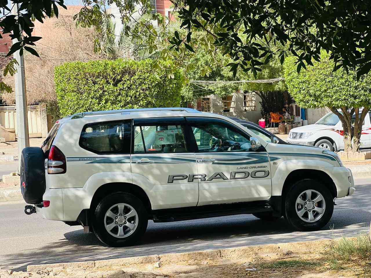 للبيع اومراوس موديل ٢٠٠٤ محرك كير مكفول وعالضمان والصدر جديد مصبوغه عام للجماليه تخم تاير جديد تبريدكامل فقط تبديل كومبريسر رقم بصره المكان بغداد السعر ١٠٠$ يعني شده مامتواجد عالفيس  ***********
