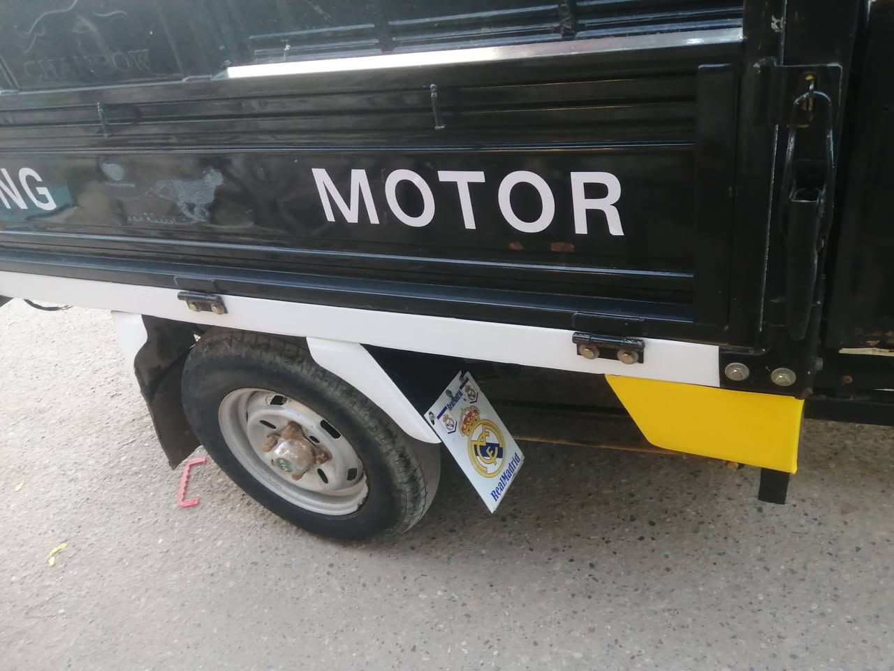 ستوته للبيع من ديالى موديل 23 رقم الهاتف ***********
