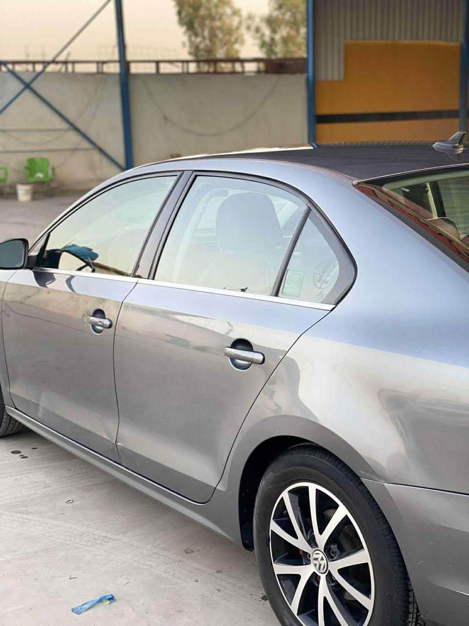 جيتا 2018 للبيع فقط
رقم اربيل و السنوية ساقطة

السيارة فول مواصفات

فتحة سقف

رادار خلفي 

مقاعد جلد

مقاعد تدفئة

بصمة تشغيل

بصمة ابواب

ماشية 110mi

السيارة بيها اربع قطع

حادثها في امريكا صندوك و جاملغ خلفي كلير

و بالعراق جاملغ جهة السكن و بنيد صبغ

السيارة بدون ايرباك بدون دواخل

كير و مكينة كفالة عليها ادامة للمكينة

مكاني ديالى بعقوبة

السعر 105 و بيها مجال كلش بسيط

للاستفسار الاتصال على الرقم 

***********
