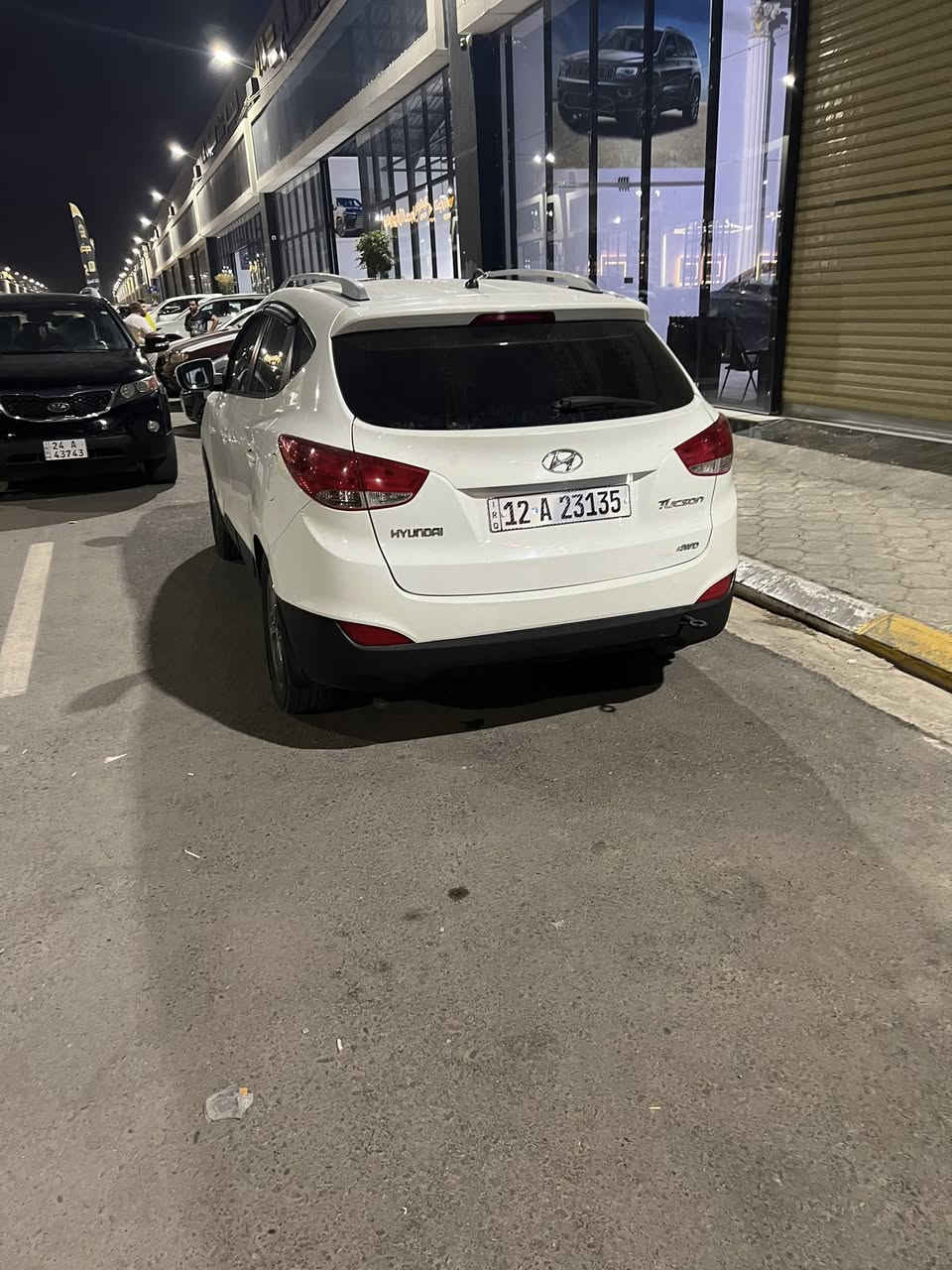 للبيع توسان 2014 مكفوله من الضرر والصبغ فقط شويه بارد بل دائر فول ماعده الفتحه كير ومكينه شرط 
السعر 160 وبيها مجال بسيط للشراي 
الرقم ***********
