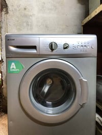 غسالة اتوماتيك • للبيع