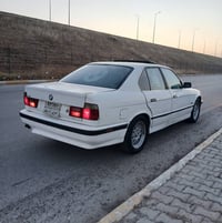 بي إم ٥٢٥ • ١٩٩٠ • أربيل