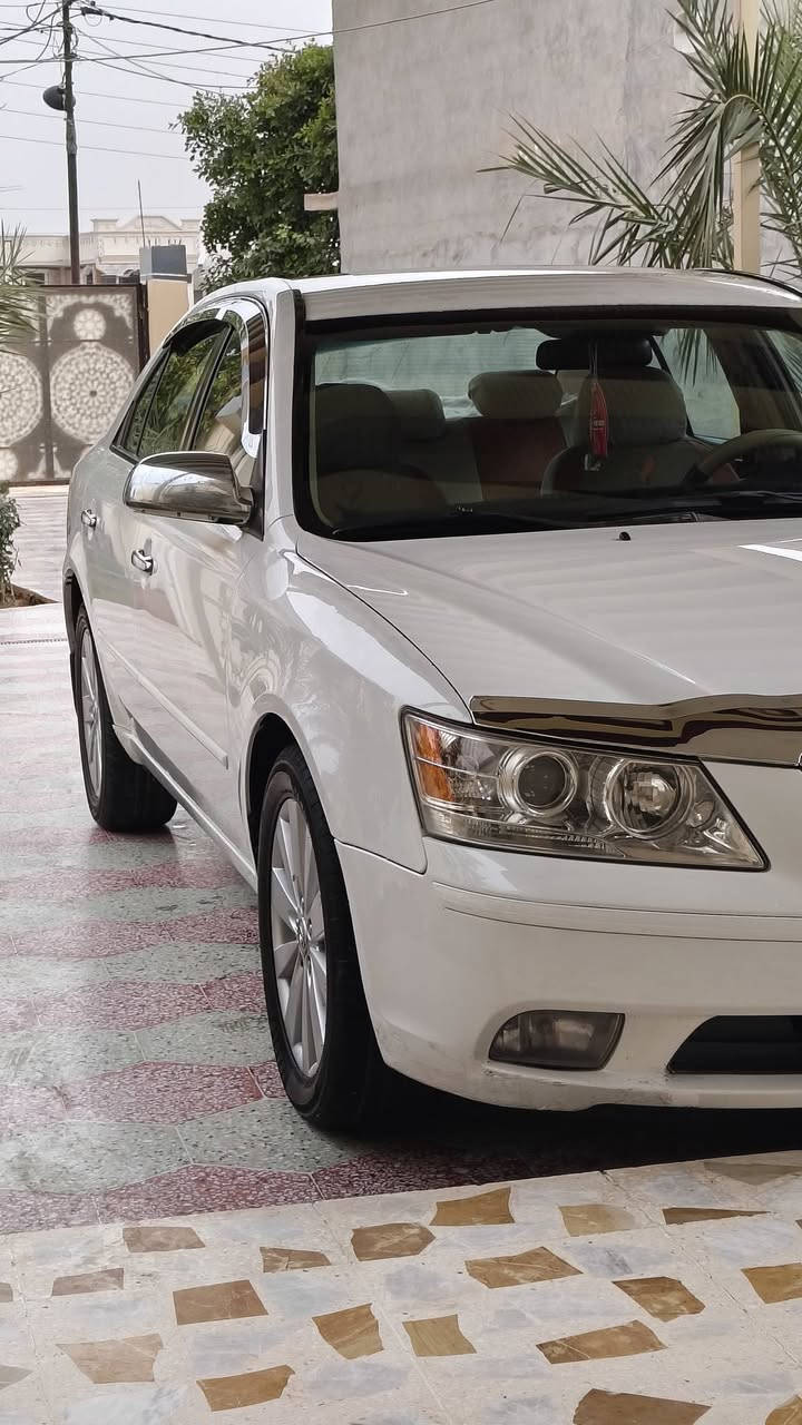 اليدور سياره  نضيفه وجديده يتصل سلام عليكم للبيع سوناتا موديل 2010 وارد امريكي داخلة كلين تايتل ليبل واحد مكفوله كفالة عامه عده بيه  تكحيلات بسيطه والسونار داخل المنشور رقم ديالى انكليزي مشروع وطني سنويه مجدده تحويل مباشر مكينه 2400 دوش ✈️المرغوب اقتصادي بل بانزين كير مكينه لا تنقيص لا بخار خير من الله  صدر أمامي وخلفي جديد تحم تاير جديد ويل كب نجمه حجم  17   داخل بيجي ارضيه جلد  تحكم استيرن مري كهرباء سياره حلوه جديده ومال جناي  الاستفسار اتصل عل رقم الهاتف السعر 142 وبيه مجال للشراي قليل 
‏‪0786 833 2200‬‏
‏‪0777 132 3846‬‏
