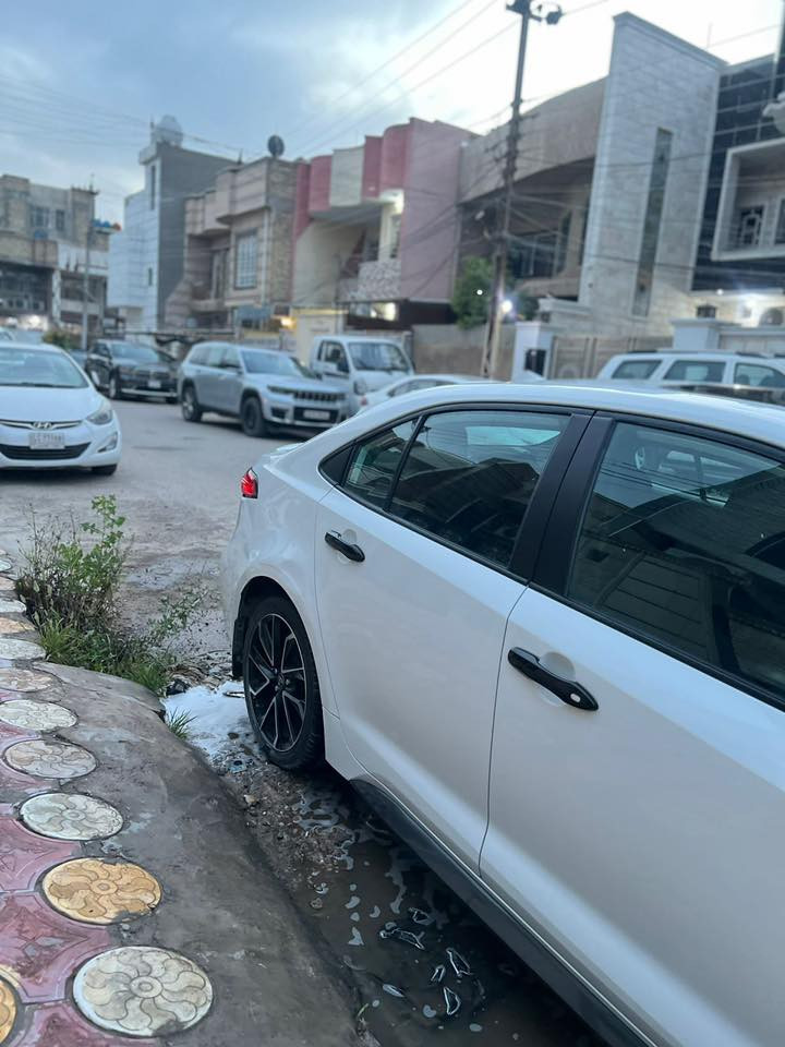 كورلا SE 2022
كامل موصفات 
موصفات خاصه
وارد امريكي 
الحادث جاملغ وبنيد الشاصي مكفول 
بصمه 
فتحه 
تشغيل عن بعد
حاليا الكير كايم بس R 

***********رقمي

