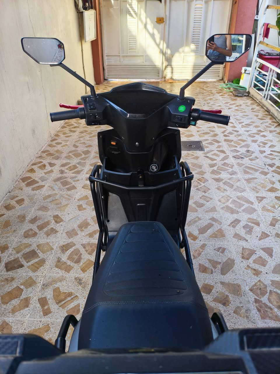 ماطور شحن سكنس موديل 25 للبيع 6 بطاريات كبار
ماطور نظيف ماشي 8545 كيلو وقابل للزيادة مابي اي نقص عده الجاملغ الامامي مكسوره اما الباقي كلو جديد بطاريات جديد بدون اي تهريب شحن وكشرو حيل نظيف
التواصل واتساب: ***********
