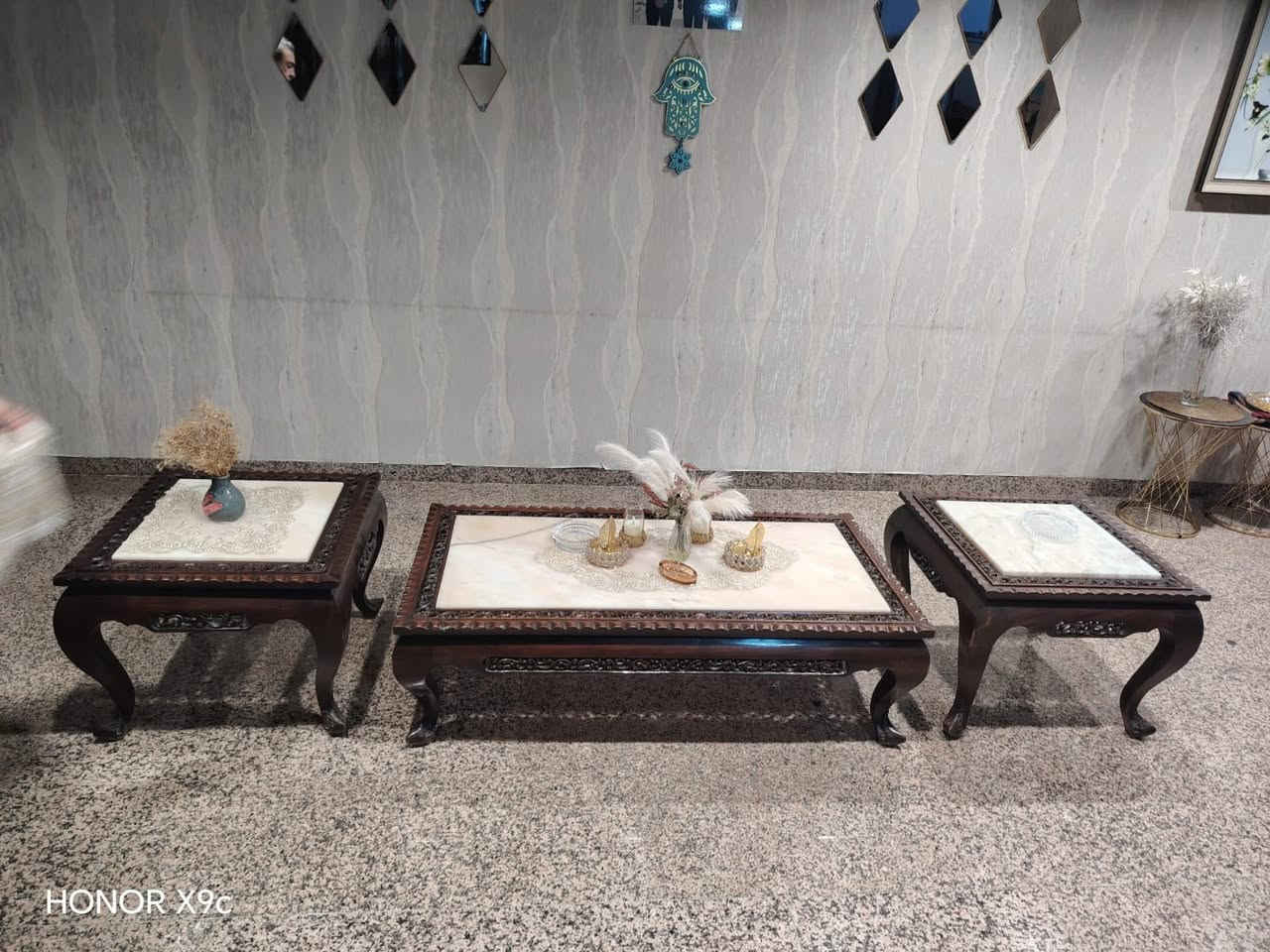 طبلات هنديةنحت يدوي نوع الخشب صندل المرمر ايطالي قديم طبيعي العد ٣ طبلات السعر ٩٠٠ الف الطبلات انتيكه واللي يعرفهن يعرف قيمتهن


**إذا كنت صاحب هذا الإعلان وتريد حذفه لأي سبب، رجاءا أرسل رسالة إلى الدعم الفني**