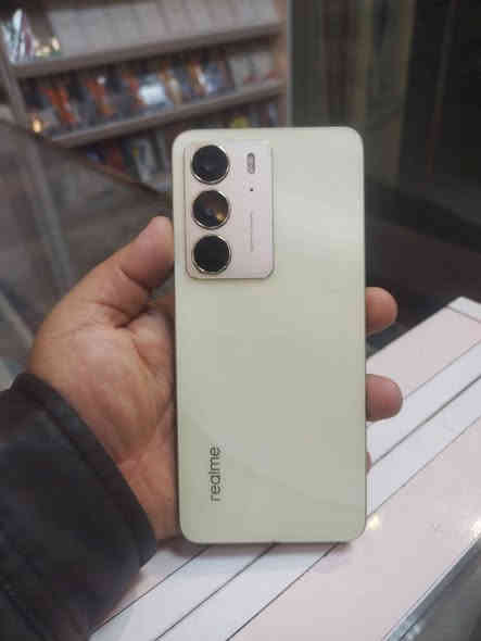 ريلمي C75بدون غراض نظافة٩٥٪
٢٥٦ ذاكرة   السعر ١٧٥ اتصال *********** حي معلمين بعقوبة بعقوبة
