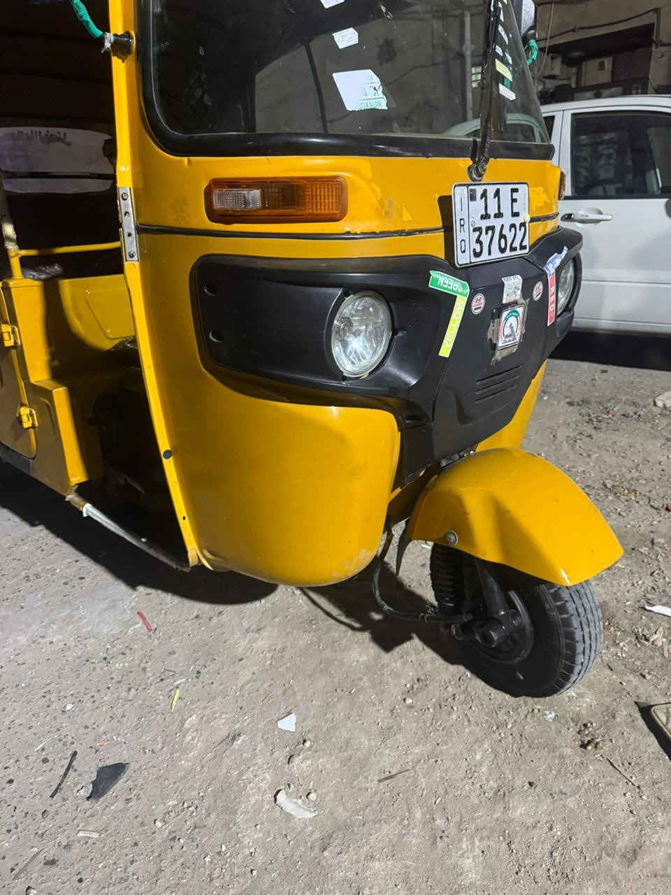 السلام عليكم تكتك 21 شهر 4 كفاله تكتك بيها بس بالغد صبغ كد شبرين والباقي كفاله السعر 7 وبيها مجال الف متذب عليها ***********
