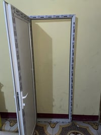 باب ألمنيوم • نضيف • بلزبير