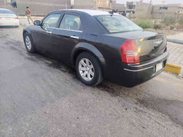 السلام عليكم ورحمة للبيع او مراوس
 اوباما 2007. لون اسود. رقم بغداد محرك. 3500  حاويه جديد
قبل 10 ايام شادة. صدر كير. محرك كهرباىيات كلها شغاله سيارة صبغ  عام اثر تجيه   بدون دواخل وكلها شغاله    الاستفسار. الرقم *********** بغداد
