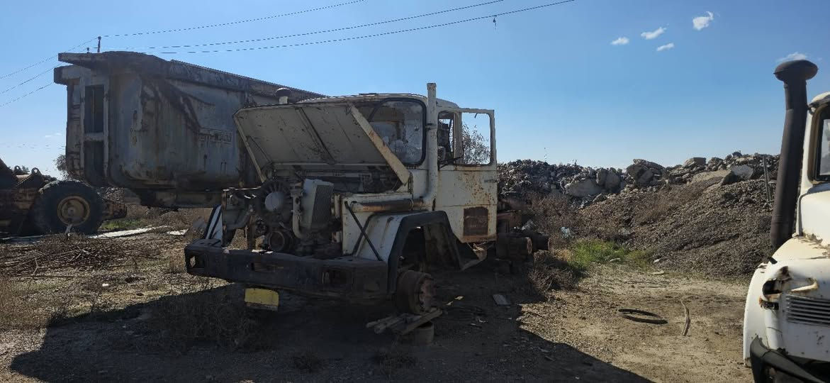 للبيع ماجروس شاصي سكس
السعر ٩٠
استفسار ***********
