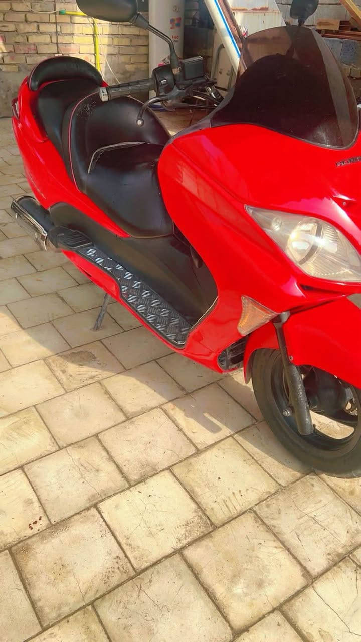 السلام عليكم
فورزة 2008 للبيع، بحالة جيدة.

 السعر: 800 ألف دينار، وبيه مجال بسيط.
  بغداد – الشعب.
 للتواصل: ***********
