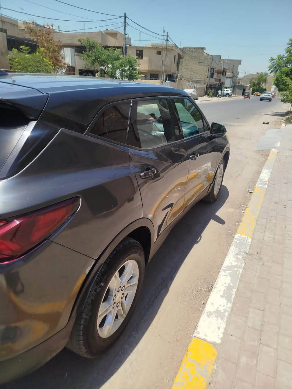 شوفرليت بلايزر 2LT موديل 2020
رقم بغداد باسمي سنويه لغاية 2028
ماشيه 83 mi
بصمه اربع ابواب وتشغيل 
كامرا وشاشه بلاديه 
كشن كهرباء 
تحكم ستيرن 
هند بريك بصمه 
تبريد امامي خلفي 
منافذ شحن امامي خلفي 
محرك 3600 / 3 انظمة قيادة 
تخم تاير جديد 
كشنات جلد 
ضرر السياره / بنيد وجاملغ مبدل 
دعاميه RS 
ضرر خلفي مصلح 
صور الحادث مرفقه بالمنشور 
مكان السياره بغداد الدوره 
معروضه ب162  وبيها مجال 
للاستفسار ***********
