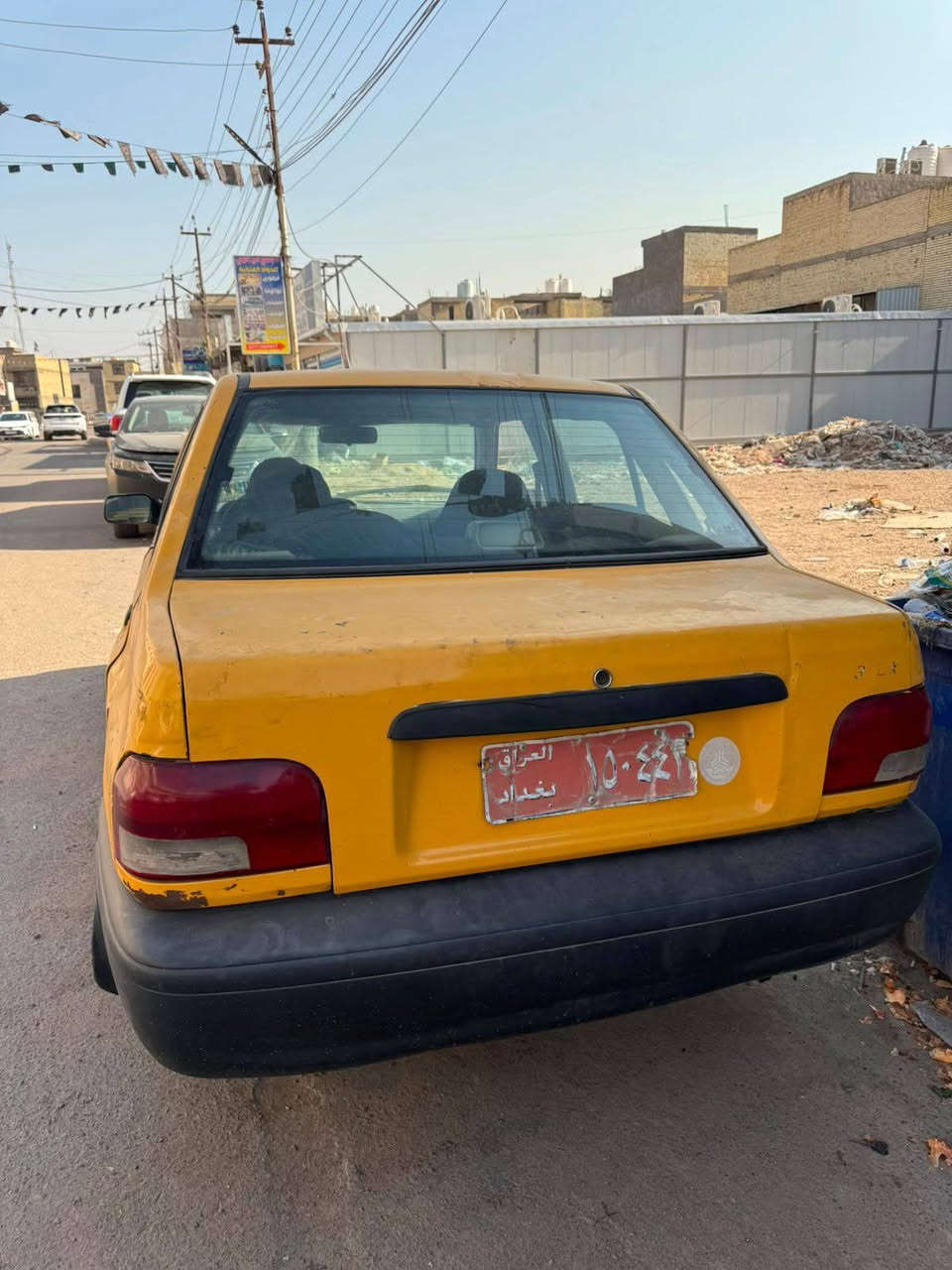 السلام عليك سايبه مديل 2012
رقم بغداد ما بيه تحويل ما اندل راعيه
سياره عطلاانه 
اريدهه 5ورقات مكان سياره 
بغداد حي زهور رقم ***********
