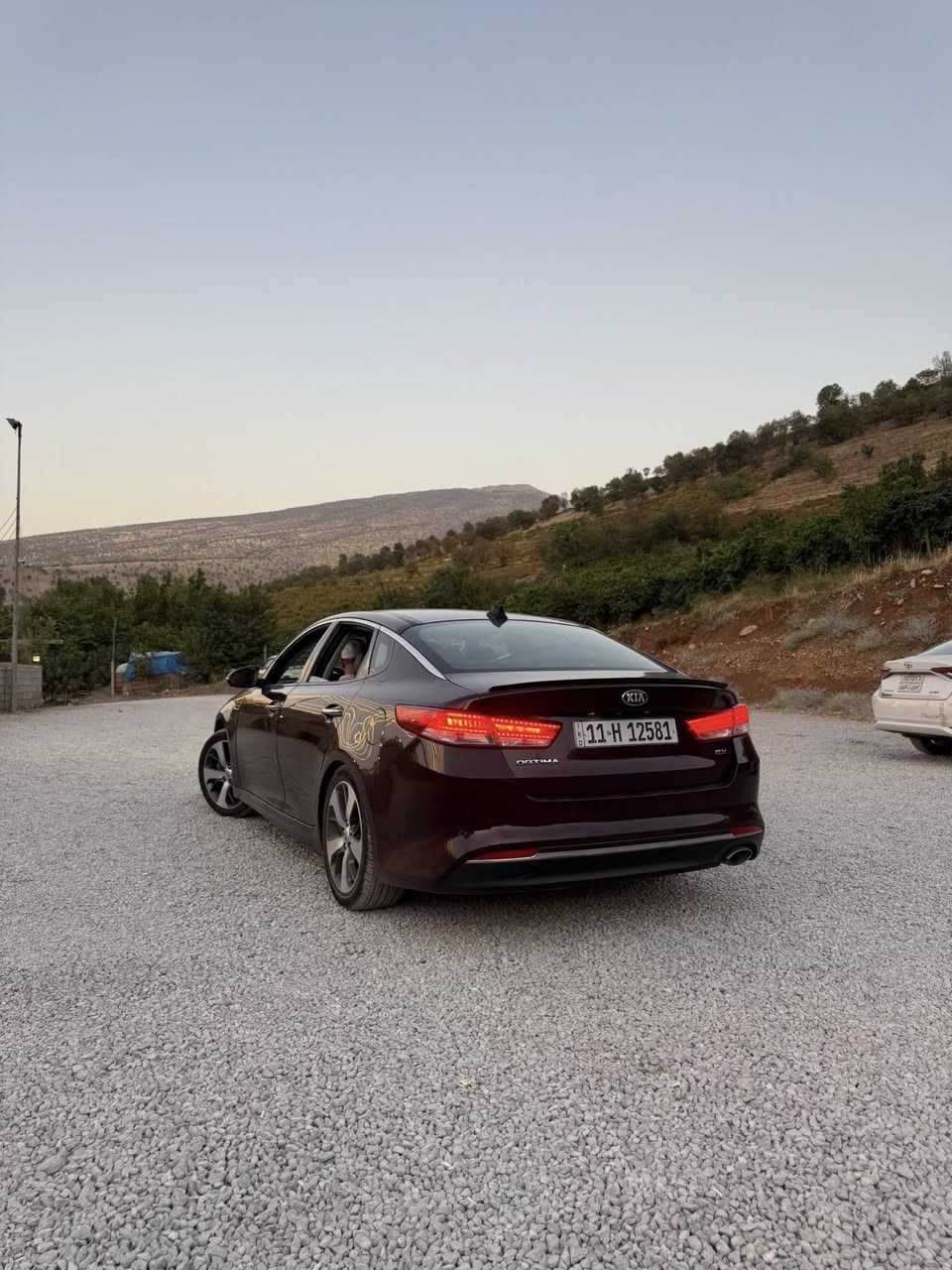 للبيع | كيا أوبتما EX موديل 2016
إذا تبحث عن سيارة تجمع بين الراحة، الاعتمادية، والشكل الأنيق فهذه هي الخيار المناسب لك.

سيارة معروفة بقوتها على الطريق ونعومتها في القيادة، مناسبة للاستخدام اليومي داخل المدينة والسفر الطويل بدون تعب.

 Kia Optima EX 2016
محرك اقتصادي بالأداء واستهلاك وقود ممتاز
ناقل حركة أوتوماتيك سلس
داخلية واسعة ومريحة مع خامات جيدة
شاشة معلومات، بلوتوث، نظام صوتي ممتاز
تحكم بالمقود، مثبت سرعة
مكيف قوي وفعال
أنظمة أمان (ABS – Airbags – ثبات إلكتروني)
ثبات عالي على الطريق وراحة في السفر
تصميم خارجي أنيق وملفت

السيارة بحالة جيدة جداً، استخدام شخصي، جاهزة للفحص، ولا تحتاج أي مصروف.

للاستفسار والتواصل خاص أو اتصال
على رقمي ***********
